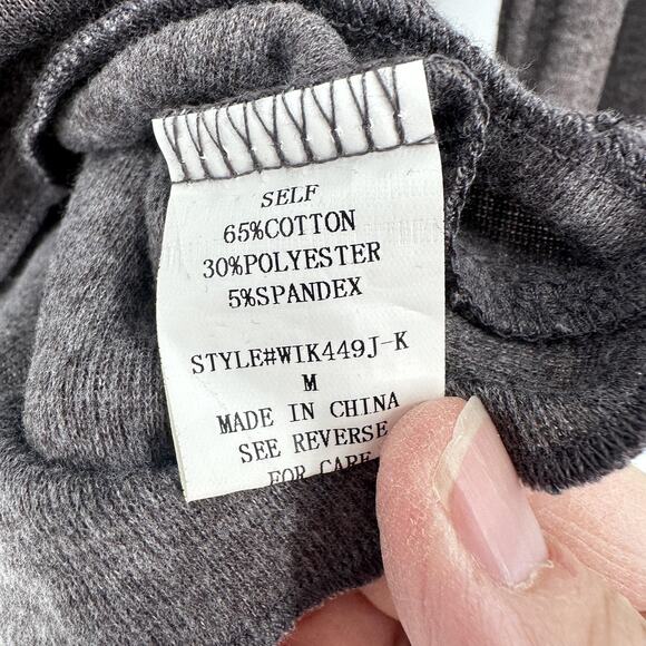 Kittenish Shirt Womens Medium Gray Long Sleeve Crop Top Kittenish Babe Graphic - Picture 6 of 9